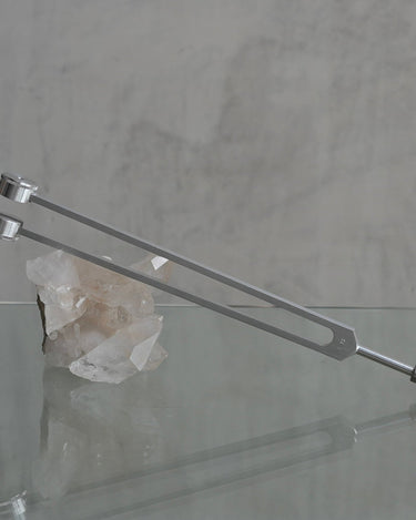 Tuner – “Otto 32” + Gem Foot Attachment Amethyst - “15mm” - The Sound Healing Studio